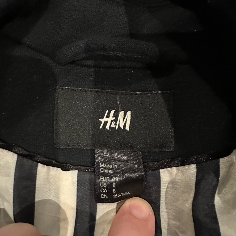 H&M black vest